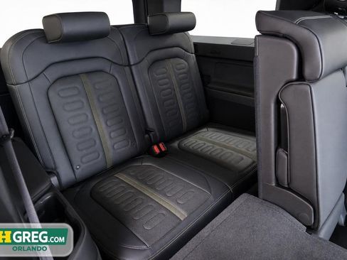 Used 2026 Rivian R1S Adventure AWD/4WD image 15