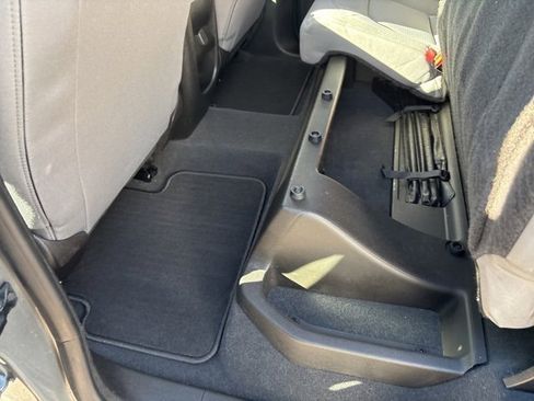 Used 2022 Chevrolet Colorado W/T w/ Custom Special Edition image 35