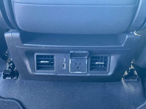 Used 2025 GMC Sierra 1500 SLT RWD image 12