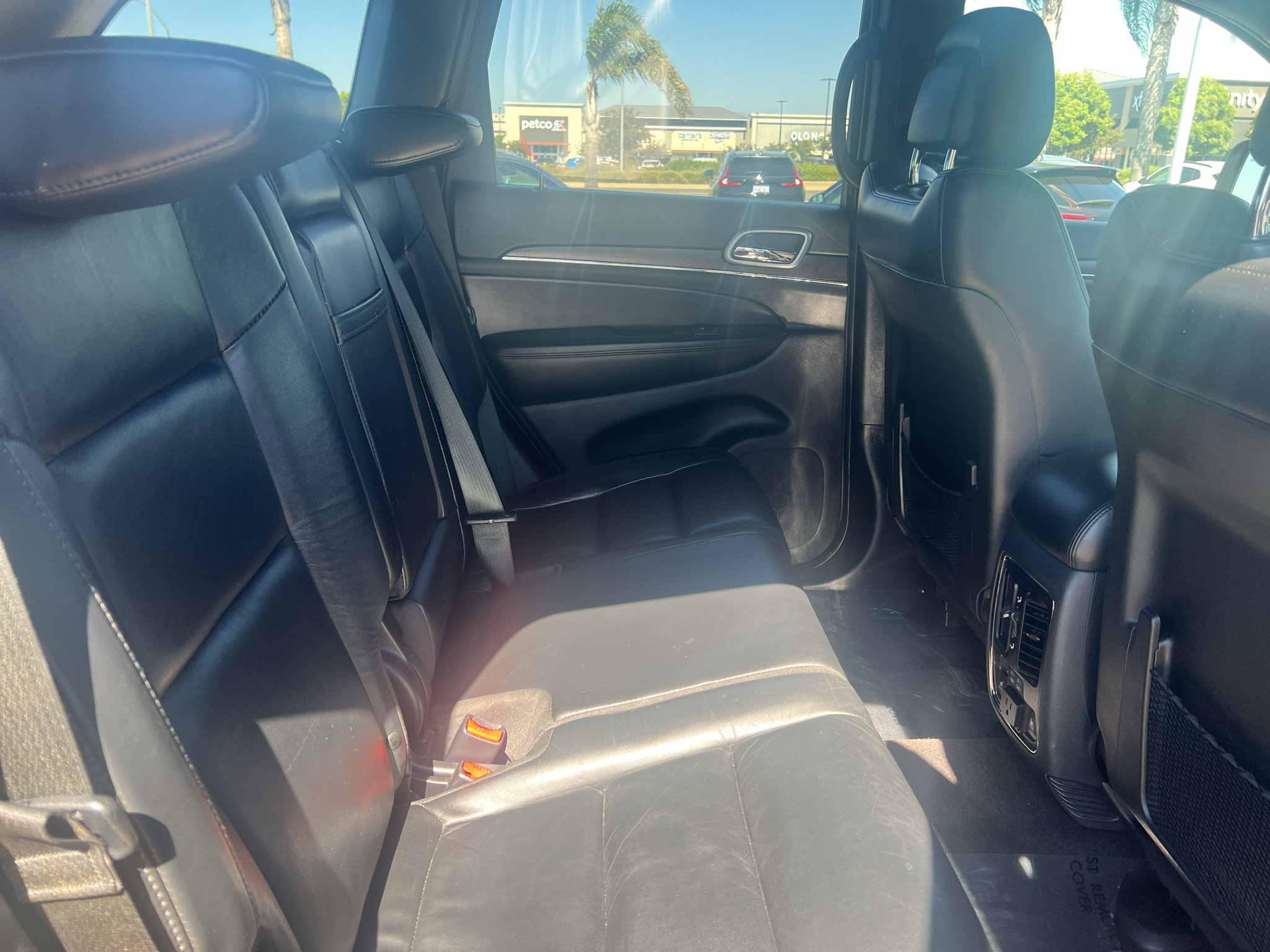 Used 2018 Jeep Grand Cherokee Limited RWD image 15