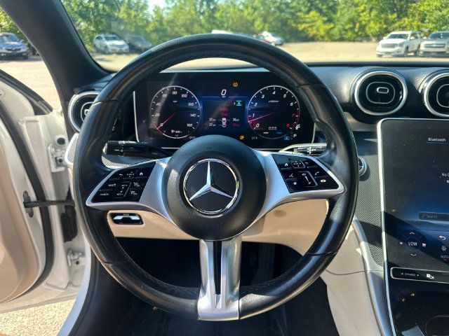 Used 2025 Mercedes-Benz C 300 4MATIC Sedan image 33