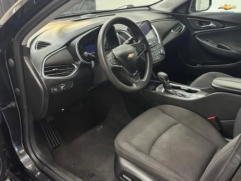 Used 2021 Chevrolet Malibu LT FWD image 11