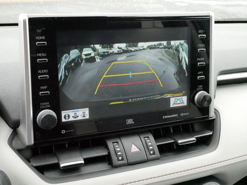 Used 2022 Toyota RAV4 Limited AWD/4WD image 31
