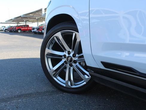 Used 2026 Cadillac Escalade ESV Platinum Sport w/ LPO, ONYX Package AWD/4WD image 13