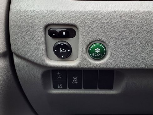 Used 2019 Honda Pilot LX image 9