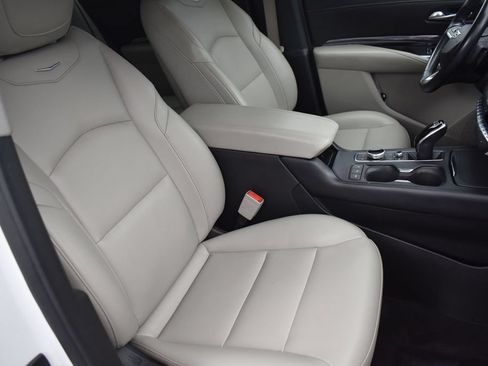 Used 2021 Cadillac XT4 Luxury w/ Driver Awareness Package FWD image 31