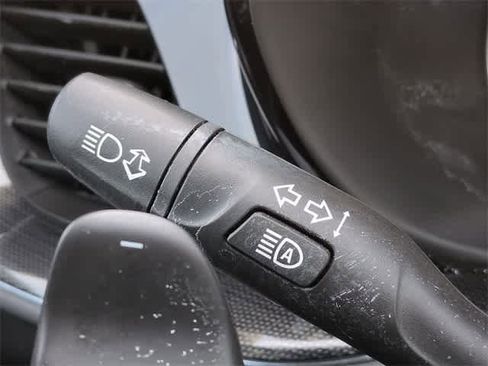 Used 2021 Buick Envision Essence w/ Sport Touring Package image 27