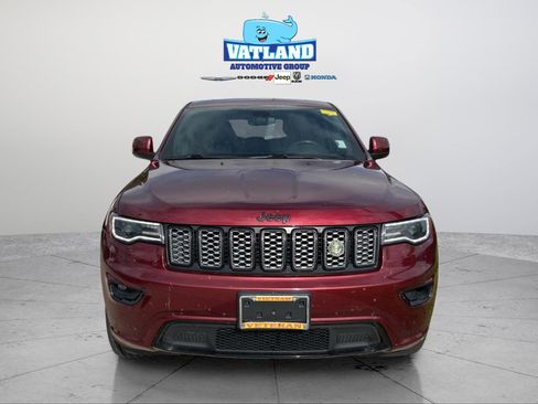 Used 2020 Jeep Grand Cherokee Altitude AWD/4WD image 21