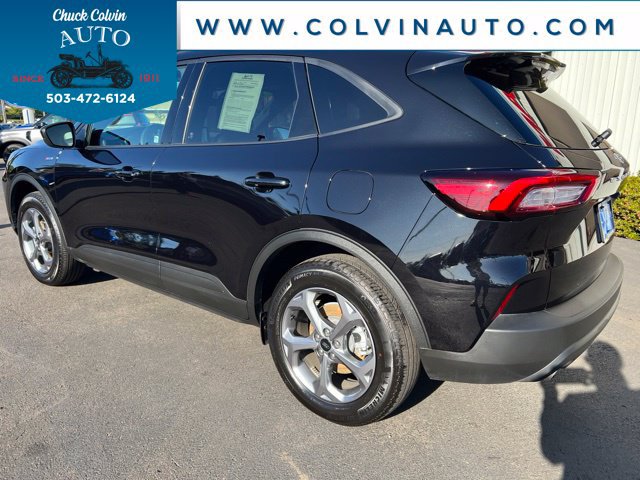 Used 2025 Ford Escape ST-Line Select AWD/4WD image 9