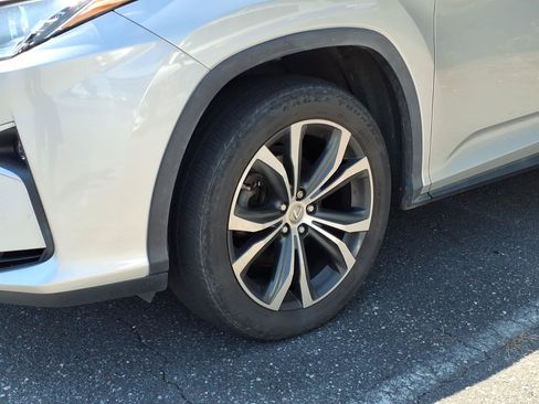 Used 2017 Lexus RX 350 FWD w/ Premium Package image 3