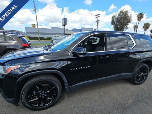 Used 2020 Chevrolet Traverse LS w/ LPO, Black Accent Package image 1