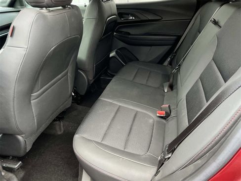 Used 2023 Chevrolet TrailBlazer RS image 11