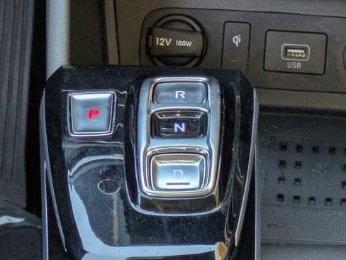 Used 2023 Hyundai Sonata Limited image 15