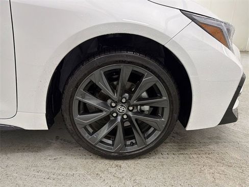 Used 2025 Toyota Corolla SE image 14