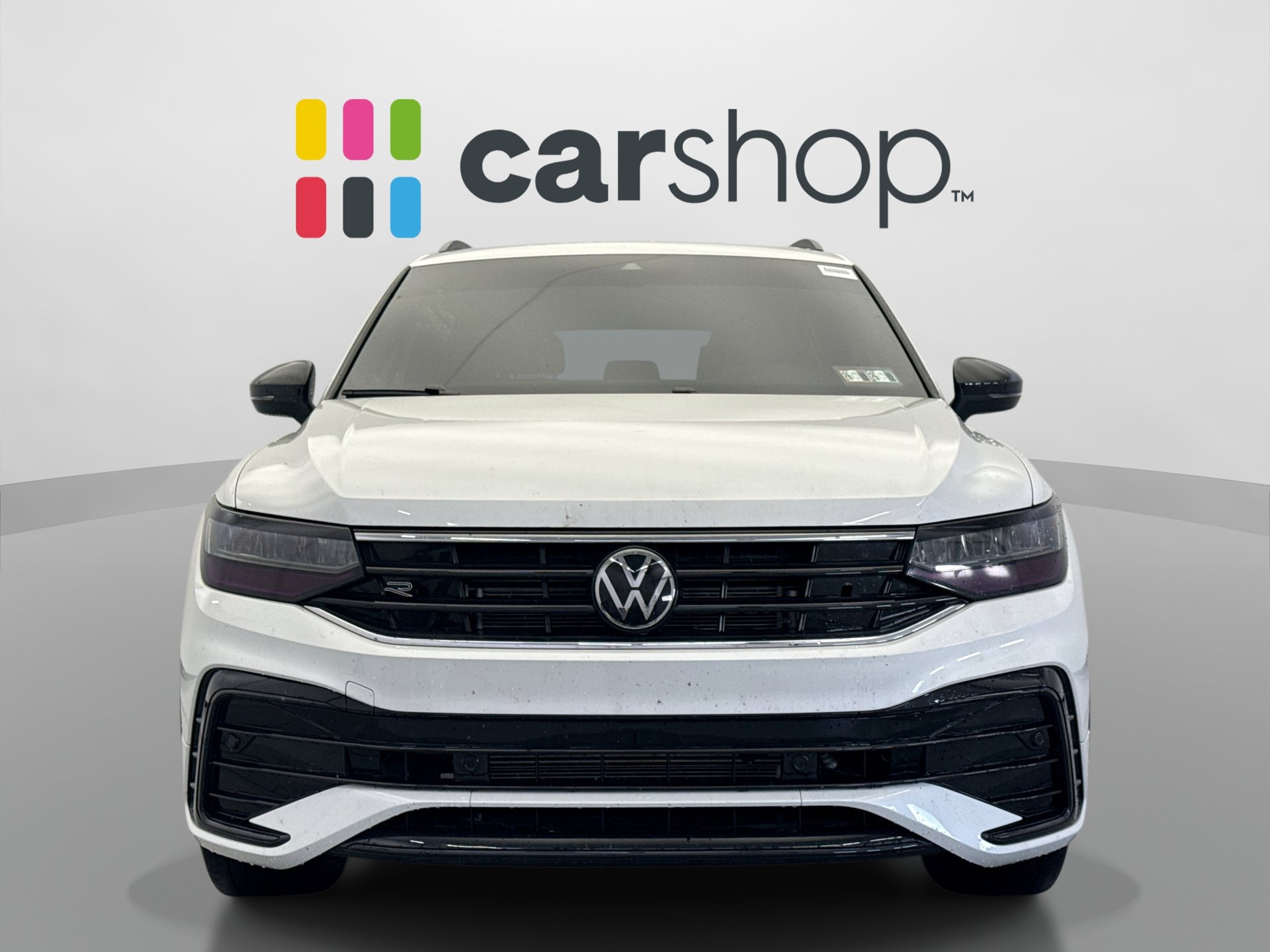 Used 2024 Volkswagen Tiguan SE R-Line AWD/4WD image 8