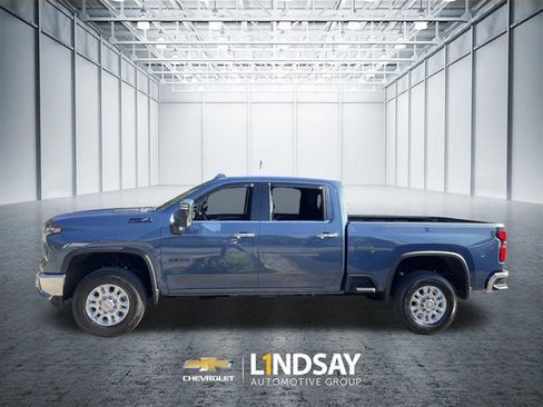 Used 2025 Chevrolet Silverado 3500 LTZ w/ LTZ Plus Package AWD/4WD image 5
