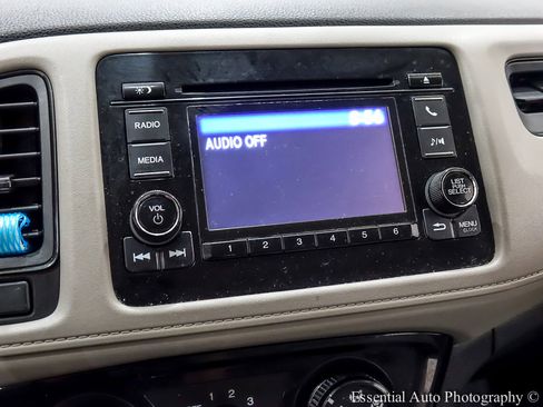 Used 2019 Honda HR-V LX image 19