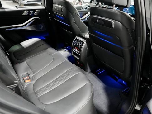 Used 2025 BMW X5 M60i image 26