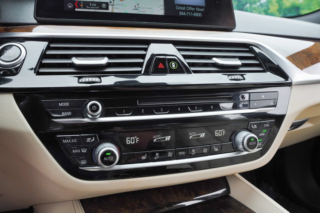 Used 2019 BMW 530e RWD image 23