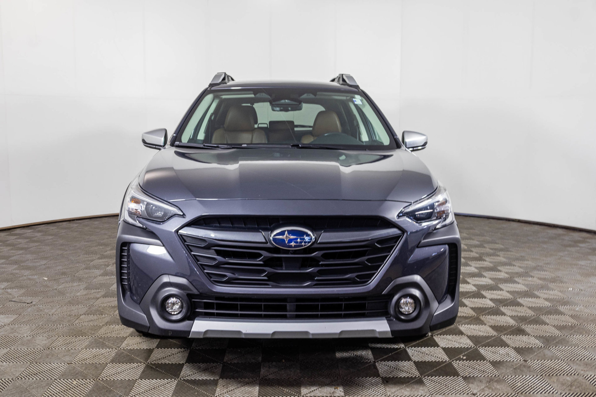 Used 2023 Subaru Outback Touring AWD/4WD image 16