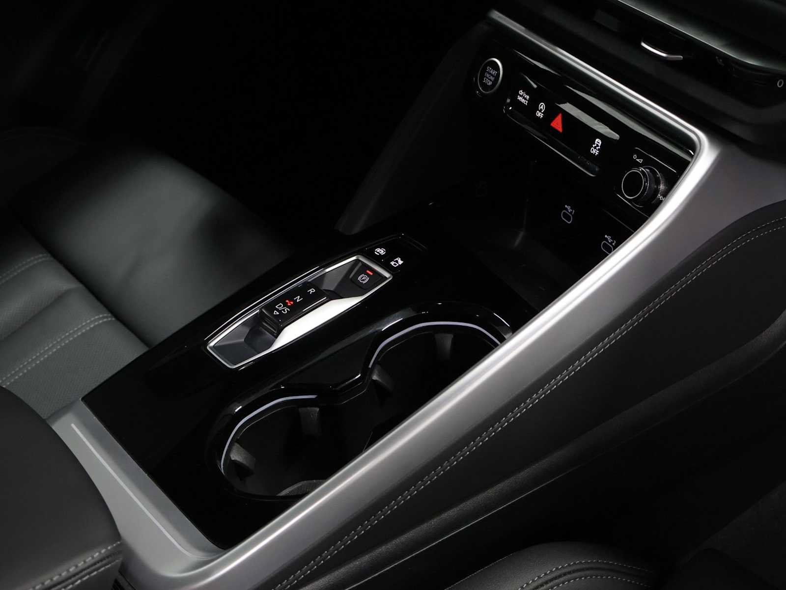 Certified 2025 Audi Q5 Premium Plus AWD/4WD image 20