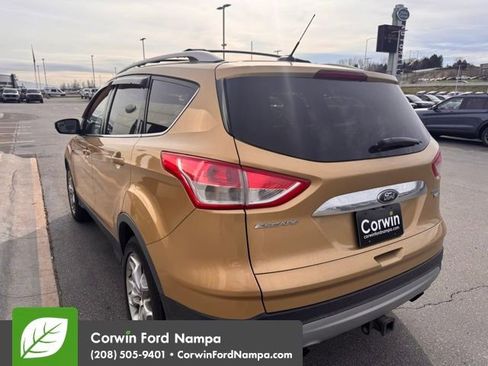 Used 2015 Ford Escape Titanium w/ Canadian Touring Package image 5