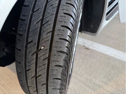 Used 2011 smart fortwo passion image 21