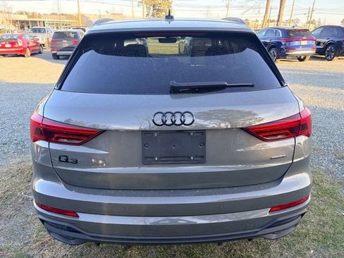 Used 2025 Audi Q3 2.0T Premium w/ Convenience Package image 4