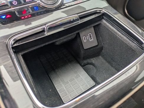 Used 2023 Lincoln Nautilus Reserve w/ Equipment Group 201A image 35