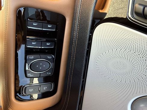 Certified 2024 Lincoln Aviator Black Label image 20