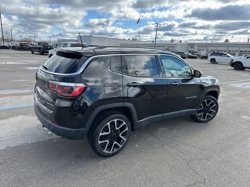 Used 2018 Jeep Compass Limited w/ Navigation Group image 19