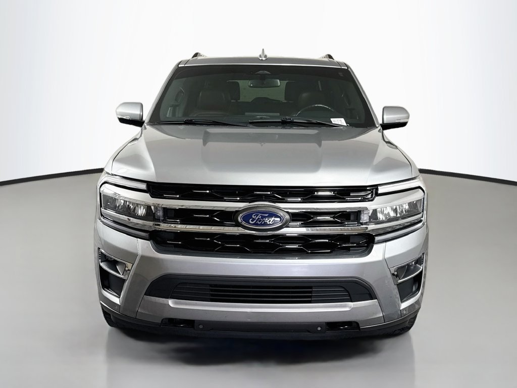 Used 2022 Ford Expedition Max Limited AWD/4WD image 2