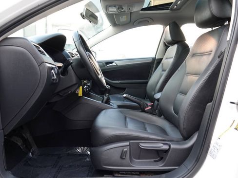 Used 2014 Volkswagen Jetta TDI FWD image 58