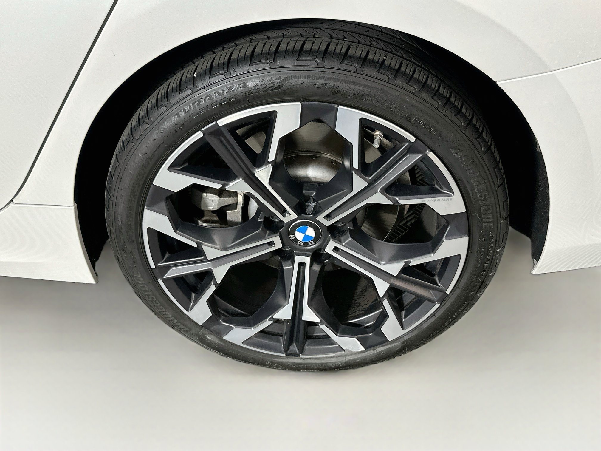 Used 2026 BMW 330i Sedan w/ Premium Package RWD image 11