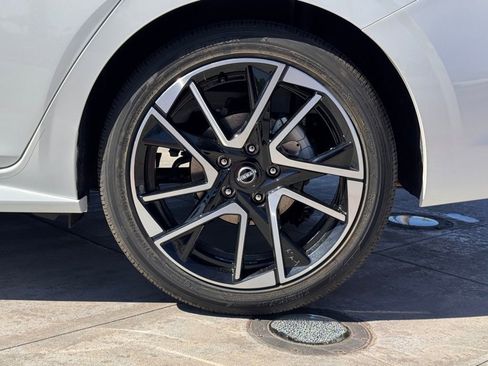 New 2025 Nissan Sentra SR image 7