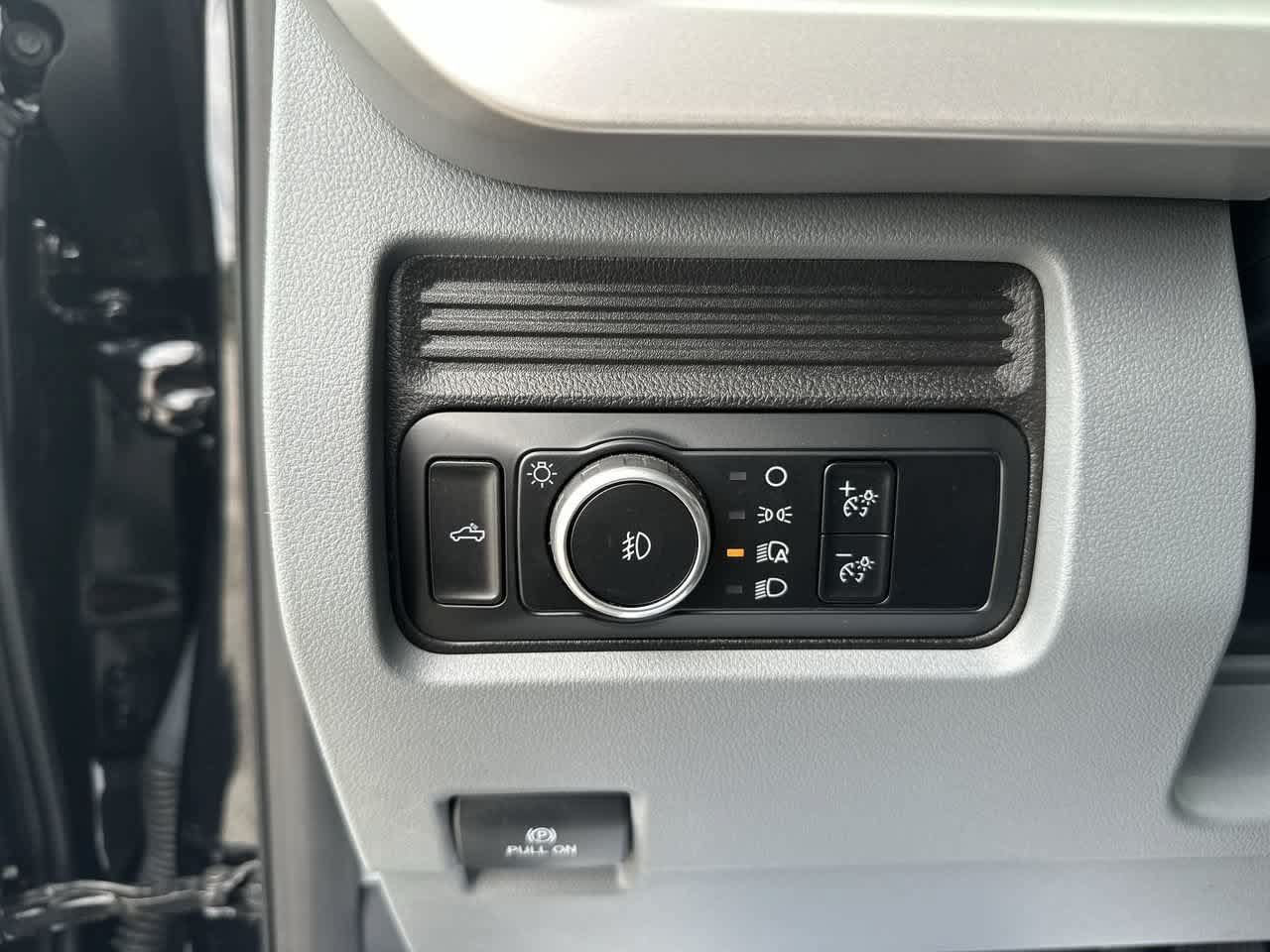 Used 2024 Ford F250 XL w/ STX Appearance Package AWD/4WD image 18