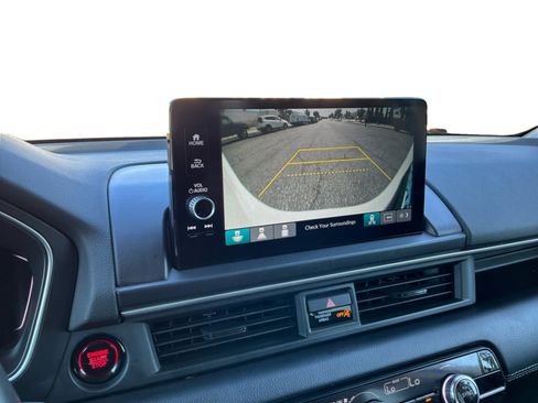 Used 2023 Honda Pilot EX-L image 13