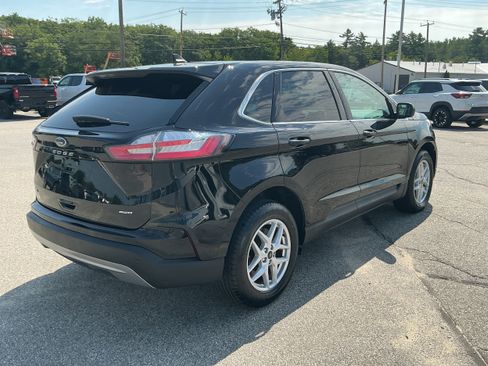 Used 2024 Ford Edge SEL AWD/4WD image 4