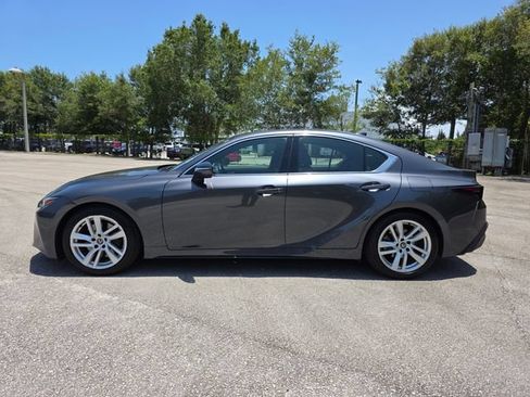 Used 2025 Lexus IS 300 w/ Comfort Package RWD image 6