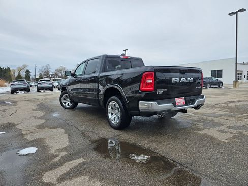 New 2026 RAM 1500 4x4 Crew Cab image 6