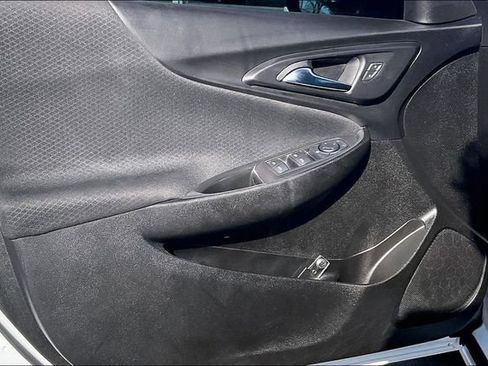 Used 2023 Chevrolet Malibu LT image 23