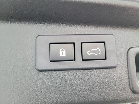 Certified 2026 Subaru Outback Premium image 20