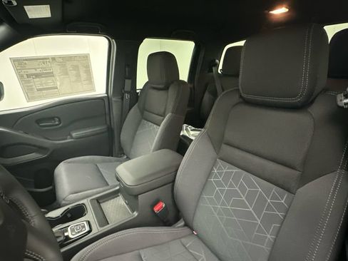 New 2026 Nissan Frontier SV w/ All-Weather Content Package AWD/4WD image 9