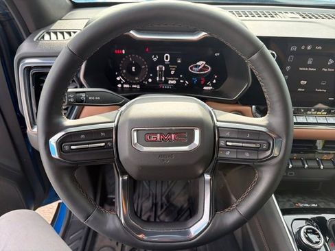 Used 2024 GMC Canyon AT4 w/ AT4 Premium Package image 17