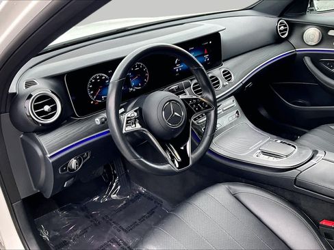 Used 2022 Mercedes-Benz E 350 4MATIC Sedan image 18