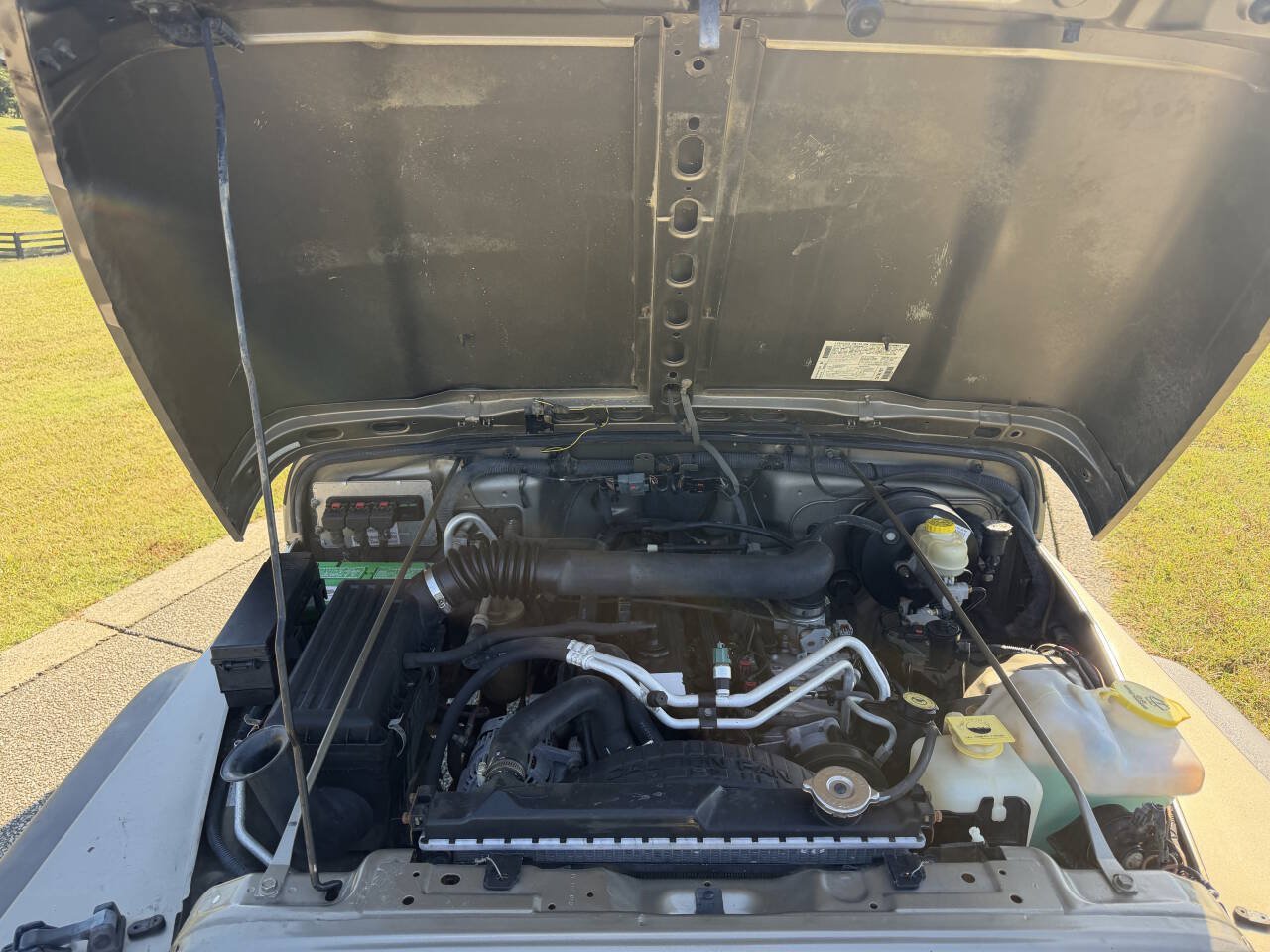 Used 2006 Jeep Wrangler X AWD/4WD image 20