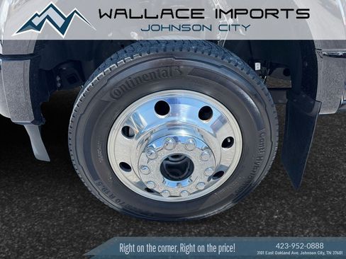 Used 2023 Ford F450 Limited AWD/4WD image 9