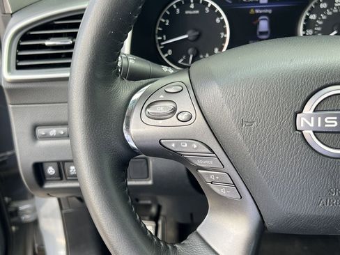 Certified 2023 Nissan Murano SL w/ Cargo Package image 10