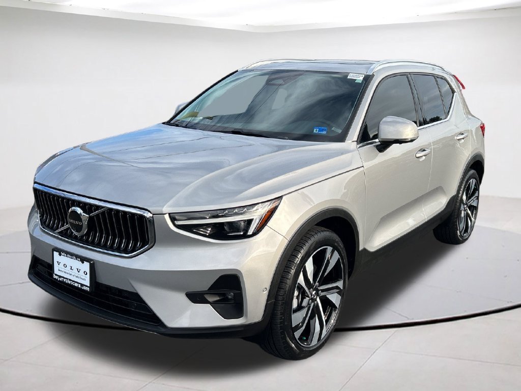 Certified 2024 Volvo XC40 B5 Ultimate w/ Protection Package Premier AWD/4WD image 1