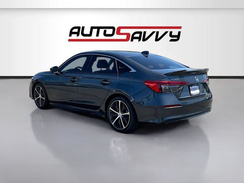 Used 2024 Honda Civic Touring image 5